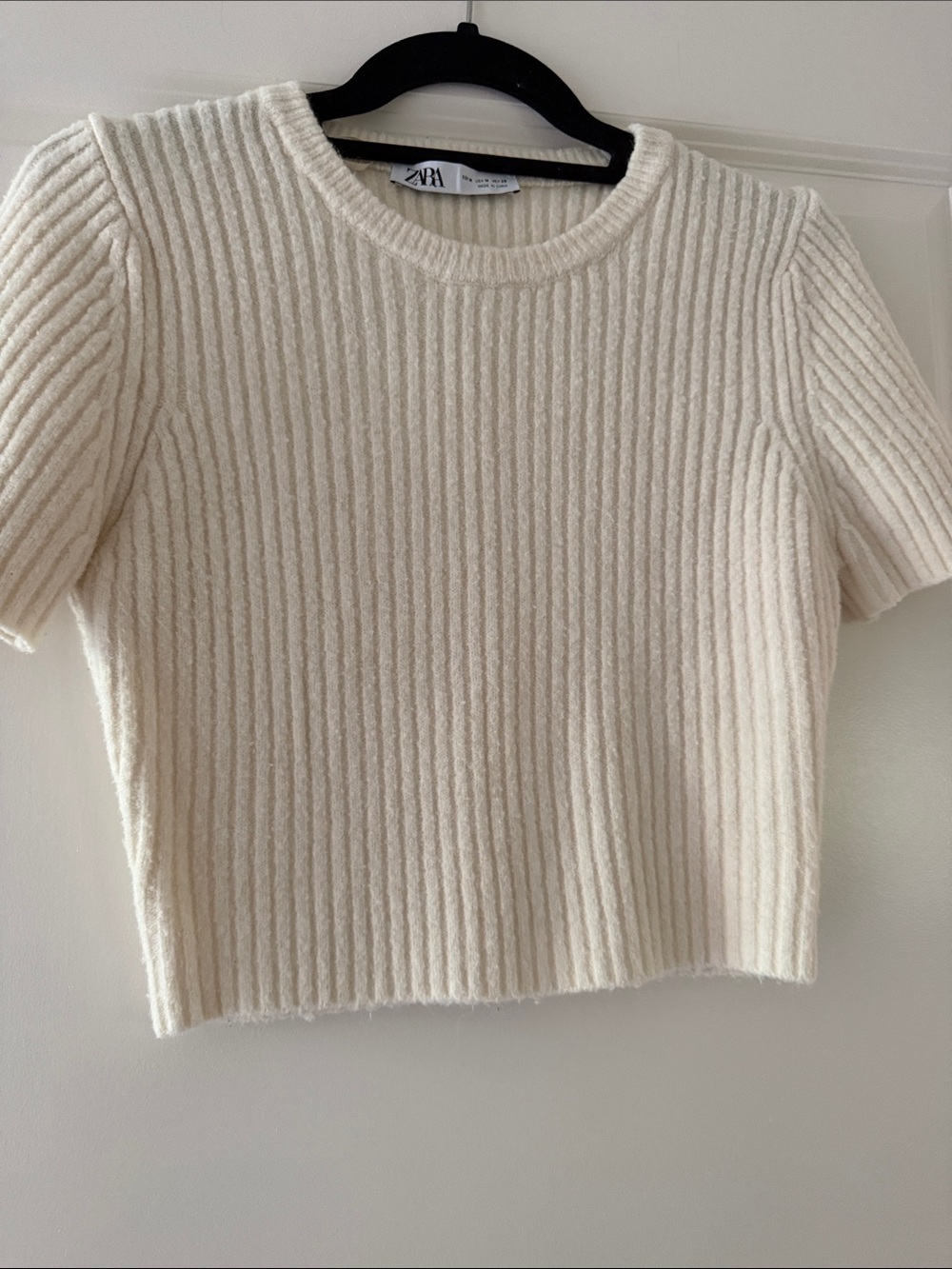 Zara Cream Rib-Knit Short Sleeve Crop Top